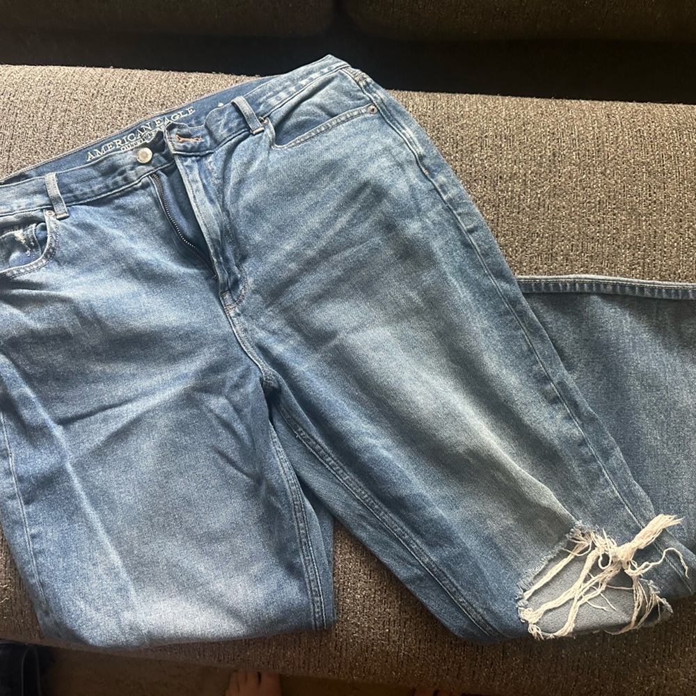 AE mom Jean